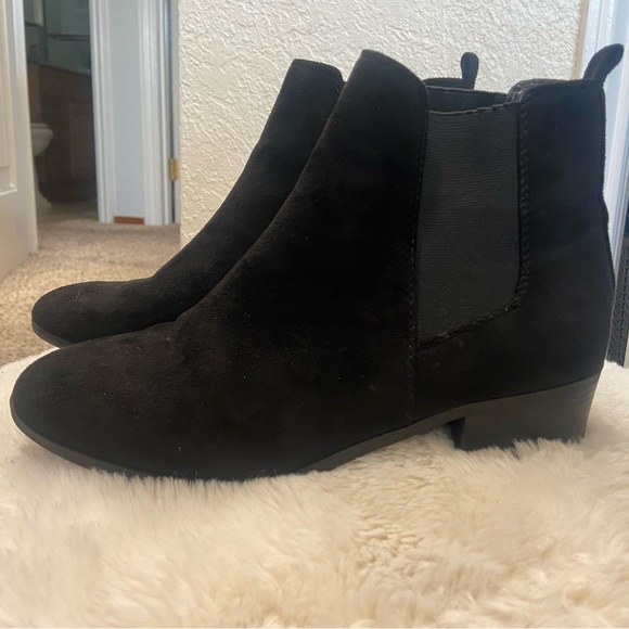 Chelsea boot - Picture 3 of 3